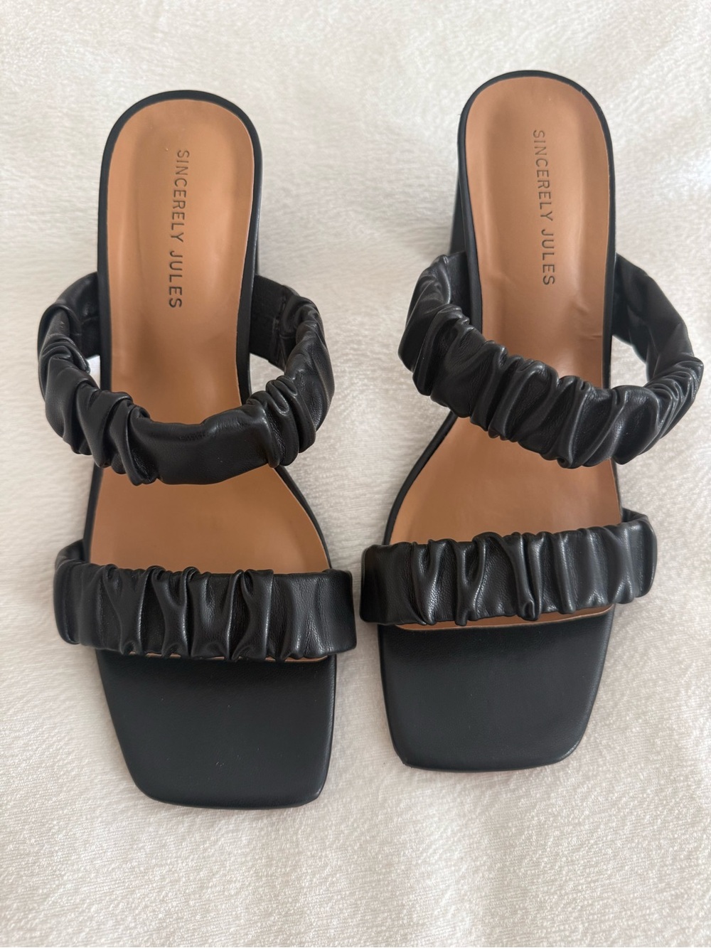 Sincerely Jules Black Ruched Double-Strap Slide Sandals